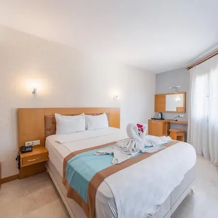 호텔 Majeste Bodrum 4*