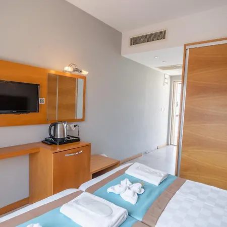 فندق Majeste Bodrum 4*