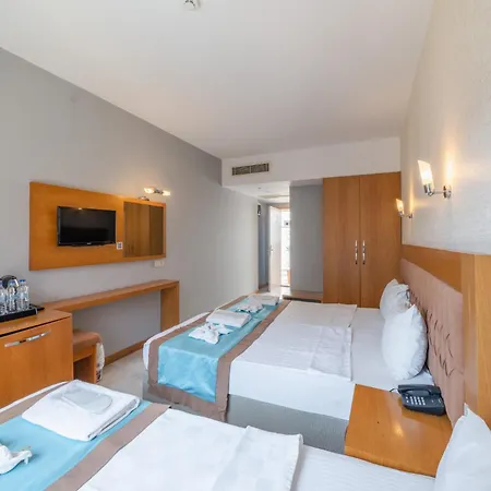 Majeste Bodrum فندق غومْبيت