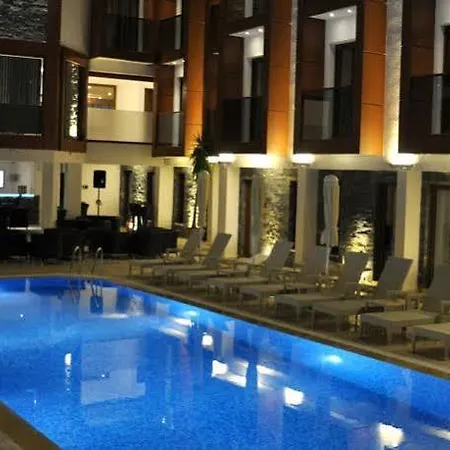 Majeste Bodrum فندق غومْبيت